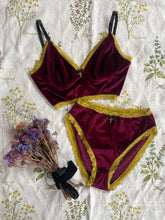 Load image into Gallery viewer, The Samhain Set Limited Edition