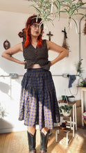 Load image into Gallery viewer, The Ennis Skirt in Cotton Seersucker Oil Spill