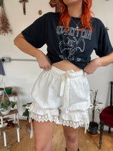 Load image into Gallery viewer, The Ethel Bloomers in Linen