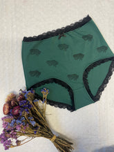 Load image into Gallery viewer, Toad in the Hole Knickers