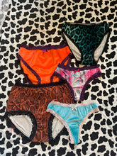 Load image into Gallery viewer, 5 Pack Mystery Knicker Box