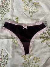 Load image into Gallery viewer, Brown velvet thong 6
