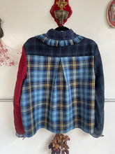 Load image into Gallery viewer, The Sable Shirt in tartan linen XL
