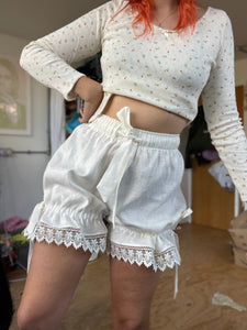 The Ethel Bloomers in Linen