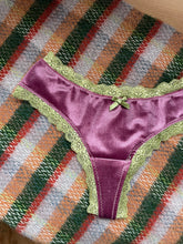 Load image into Gallery viewer, The Sugar Plum Set (limited)
