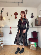 Load image into Gallery viewer, The Rehearsal Midi Lace Dress 12
