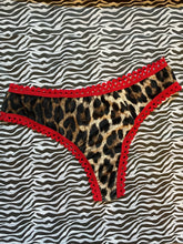 Load image into Gallery viewer, Leopard Knickers
