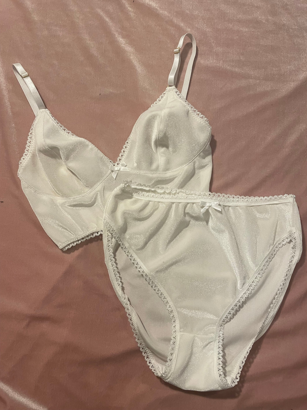 The Saint Set